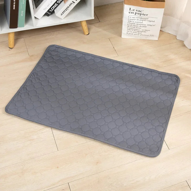 Dog Pee Pad Blanket – Reusable, Washable, Waterproof Pet Bed Mat